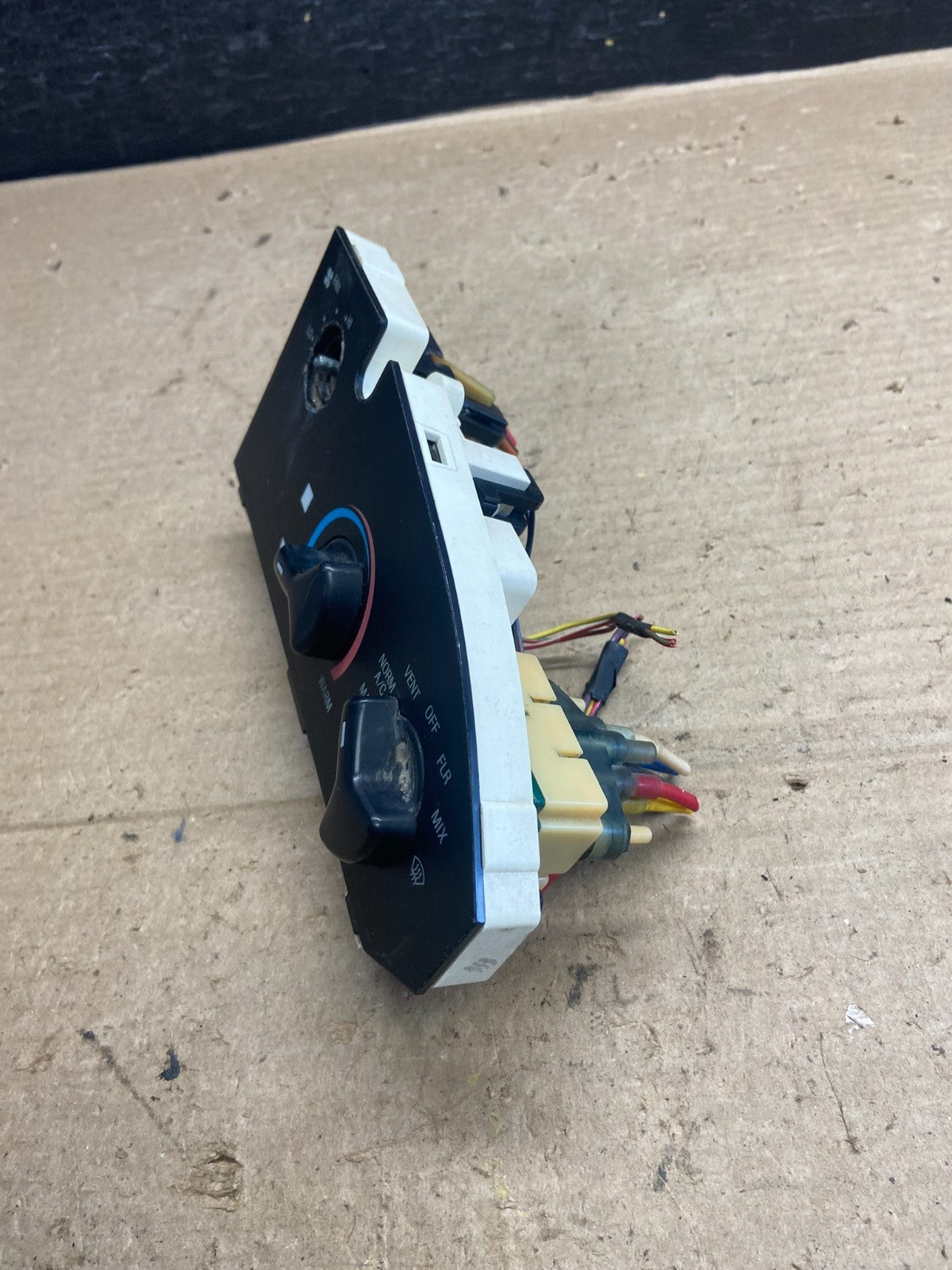 1997-2014 Ford Van Econoline E150 E250 Heater Climate Fan Control ah5329 DG3