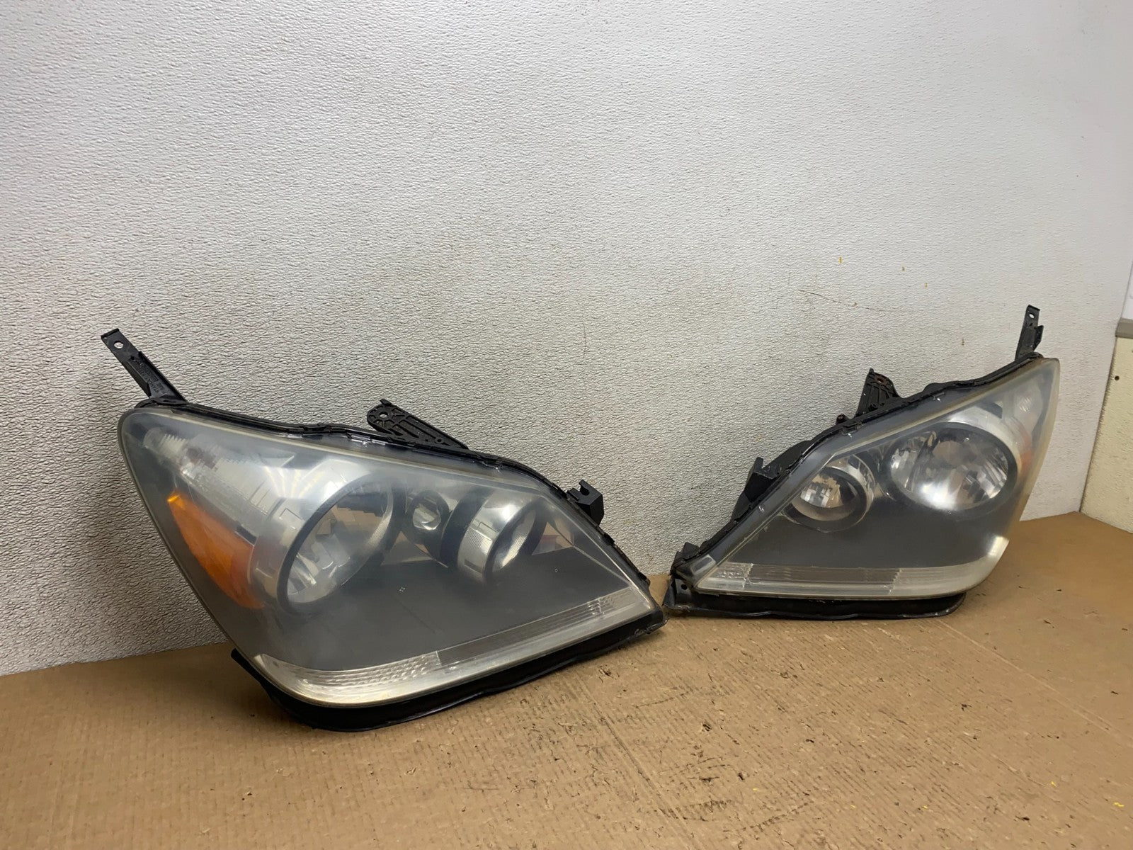 2005 2006 2007 Honda Odyssey Left+Right Set Halogen Headlights W5340 DW2