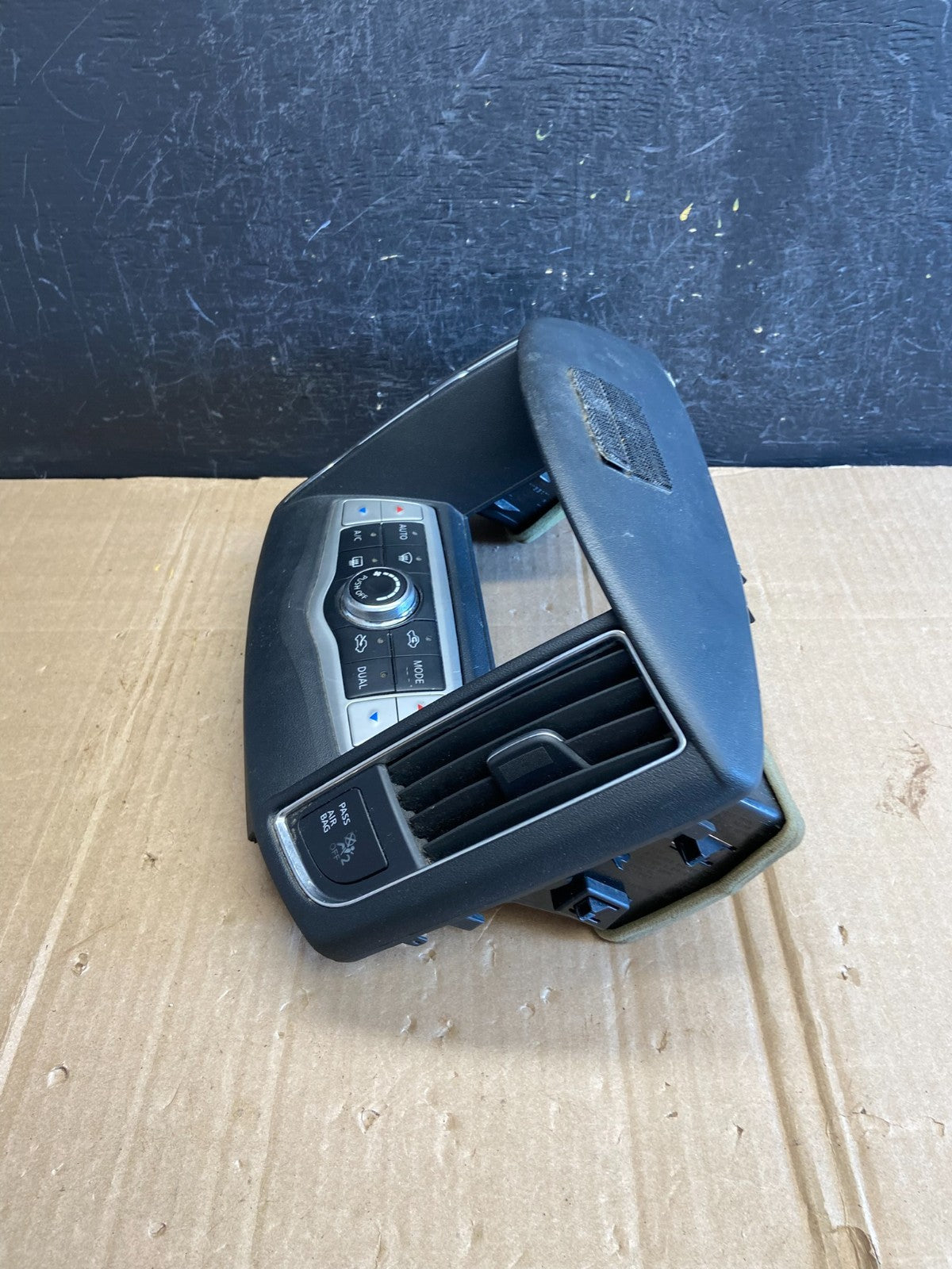 2009-2014 Nissan Maxima Center Console Climate Control Radio Bezel AD7099 DG2