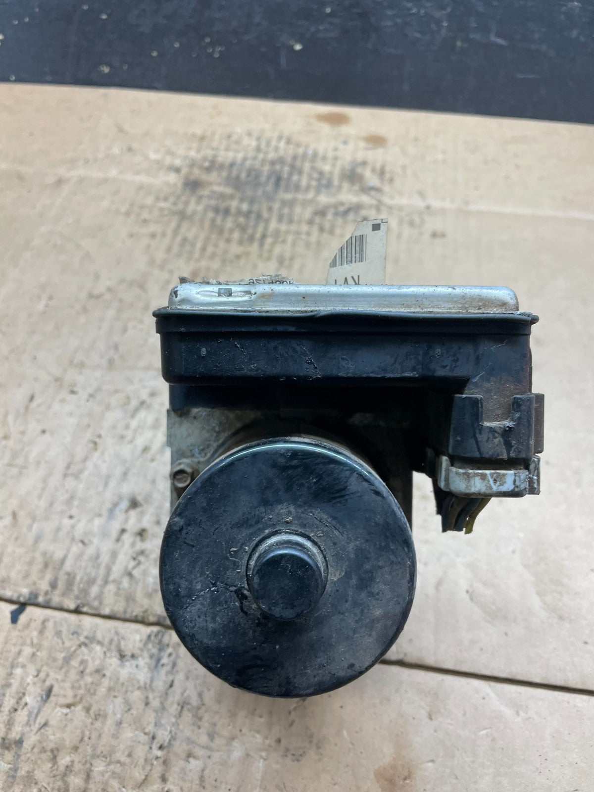 2004-2006 Chevrolet Express ABS Pump Control OEM 13567115 Module R4365 DG5