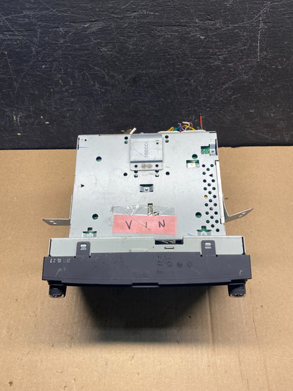 2010 - 2013 Kia Sportage AM FM Radio Navigation Screen CD Player AE7402 DG4