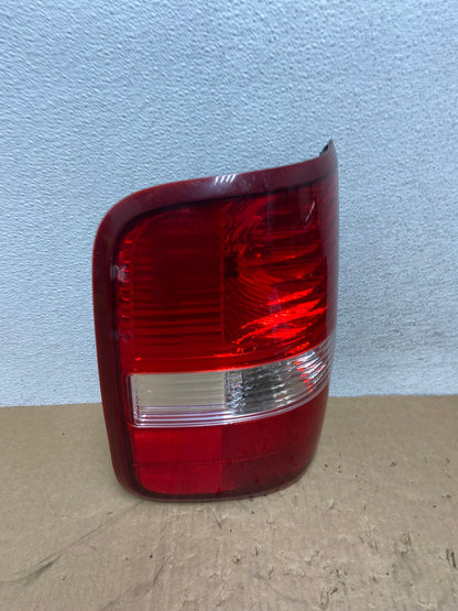 2004 to 2008 Ford F150 F-150 Left Driver LH Side Tail Light AG1071 LK2