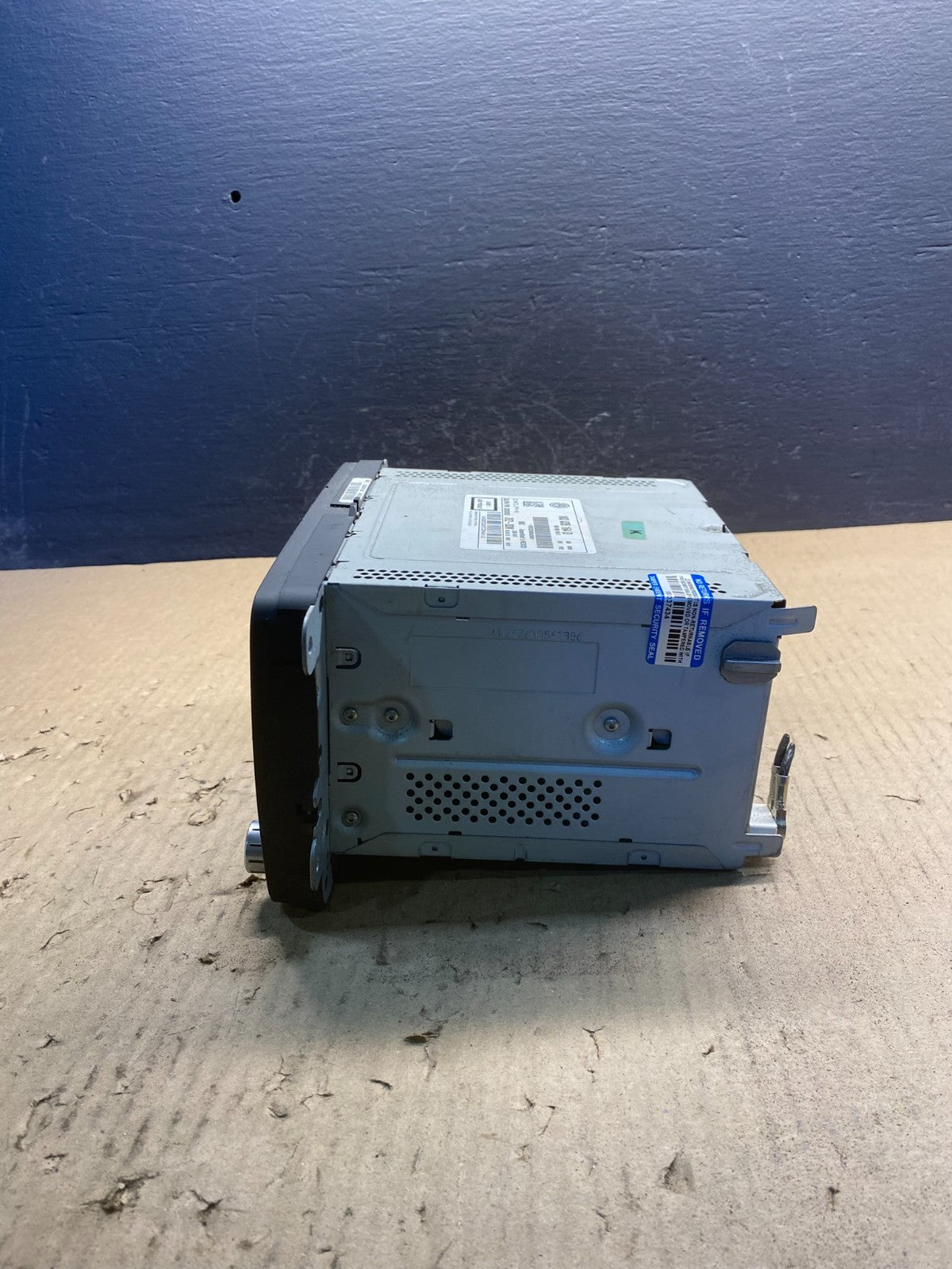 2011 to 2014 Volkswagen Passat Jetta Radio CD Player AM/FM AC0803 DG1