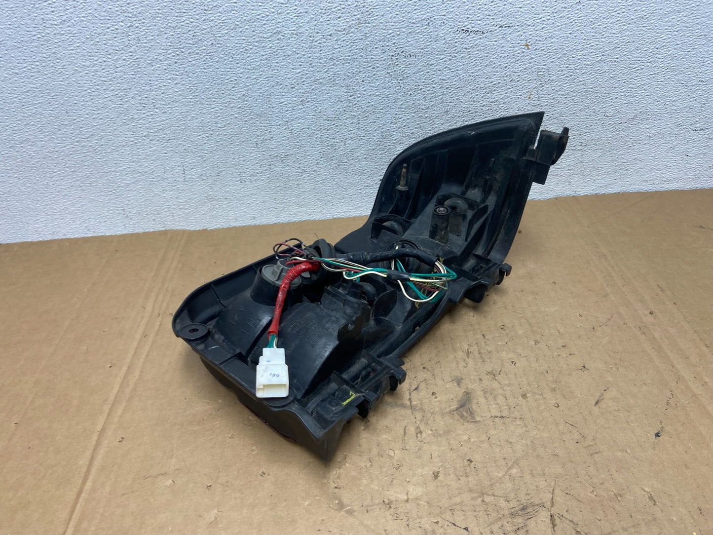 1996 to 1997 Toyota Corolla Left Driver Lh Side Tail Light AD3157 DG6