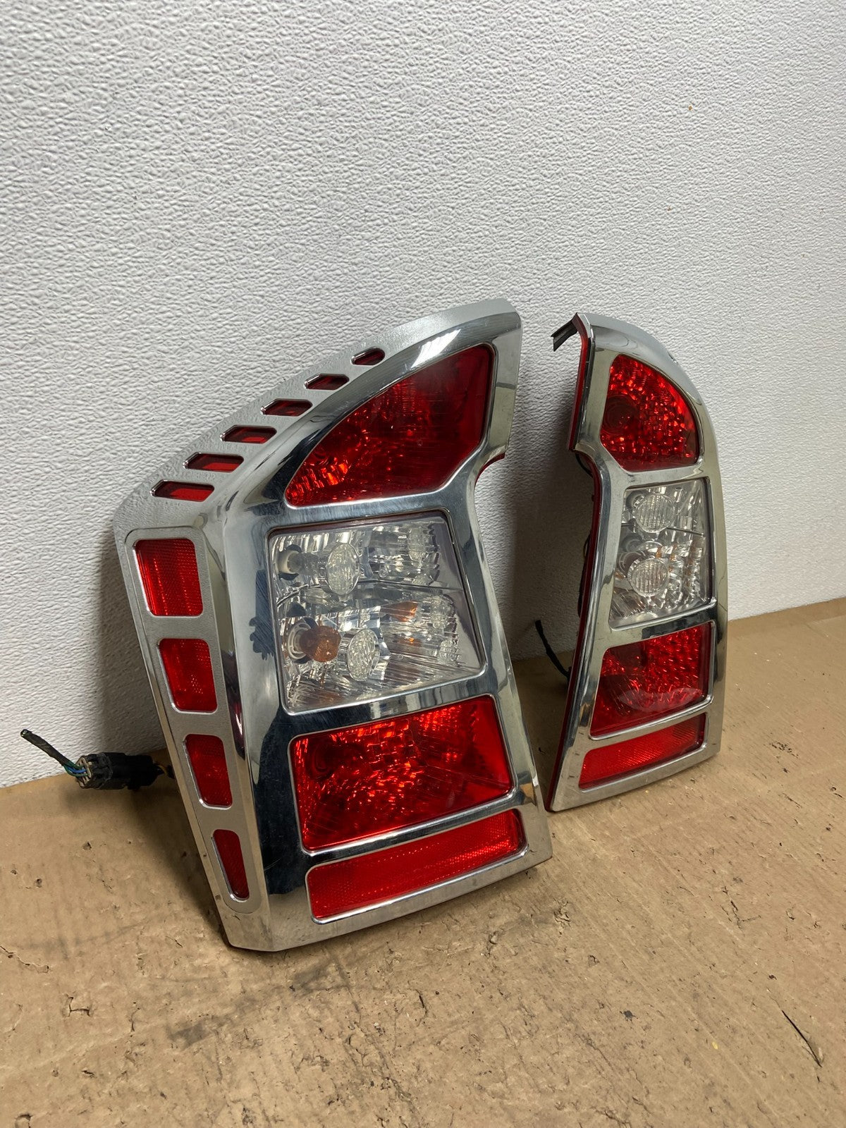2007 2008 2009 2010 2011 2012 Kia Rondo Left+Right Tail Lights Oem AC0208 DW1