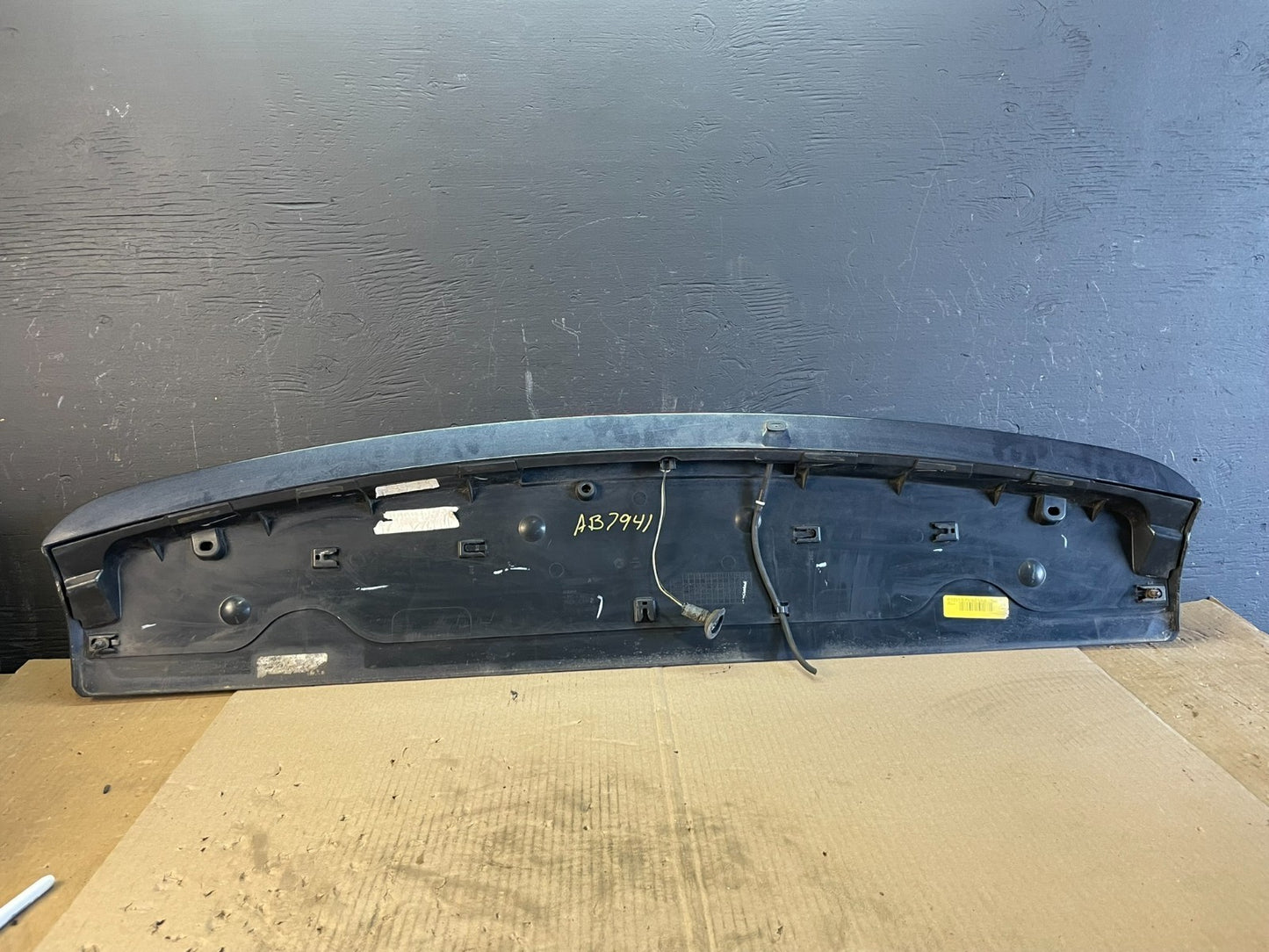 2011 to 2016 Chrysler Town & Country Rear Back Wing Spoiler AB7941  DG5