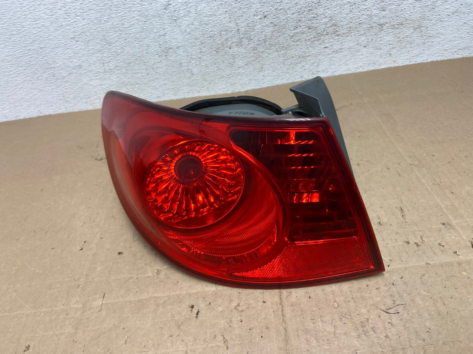 2007 to 2010 Hyundai Elantra Sedan Left Driver Side Tail Light AE6104 LK0