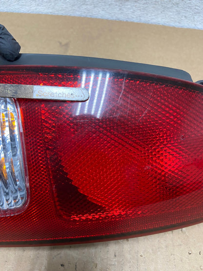 2001 to 2002 Nissan Quest Right Passenger Rh Side Tail Light AI3389 LK3
