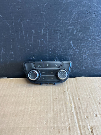 2013 to 2016 Buick Encore Climate Control AC HVAC 95319299 AE1936 DG0