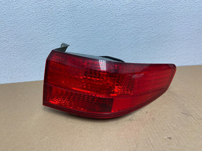 2005 Honda Accord Right Passenger Rh Side Tail Light Oem AB6339 DW0