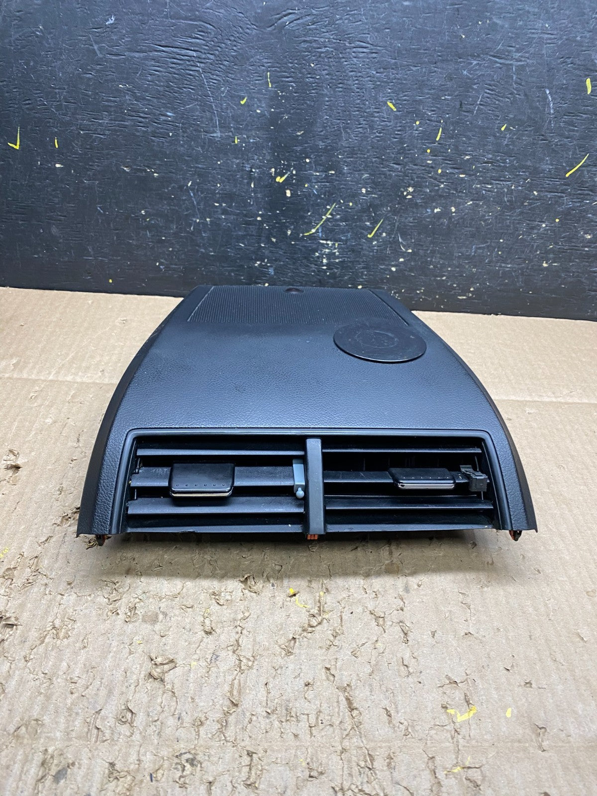 2015 - 2017 Toyota Camry Center Dashboard A/C HVAC Heater Air Vent Trim V1714 DG0