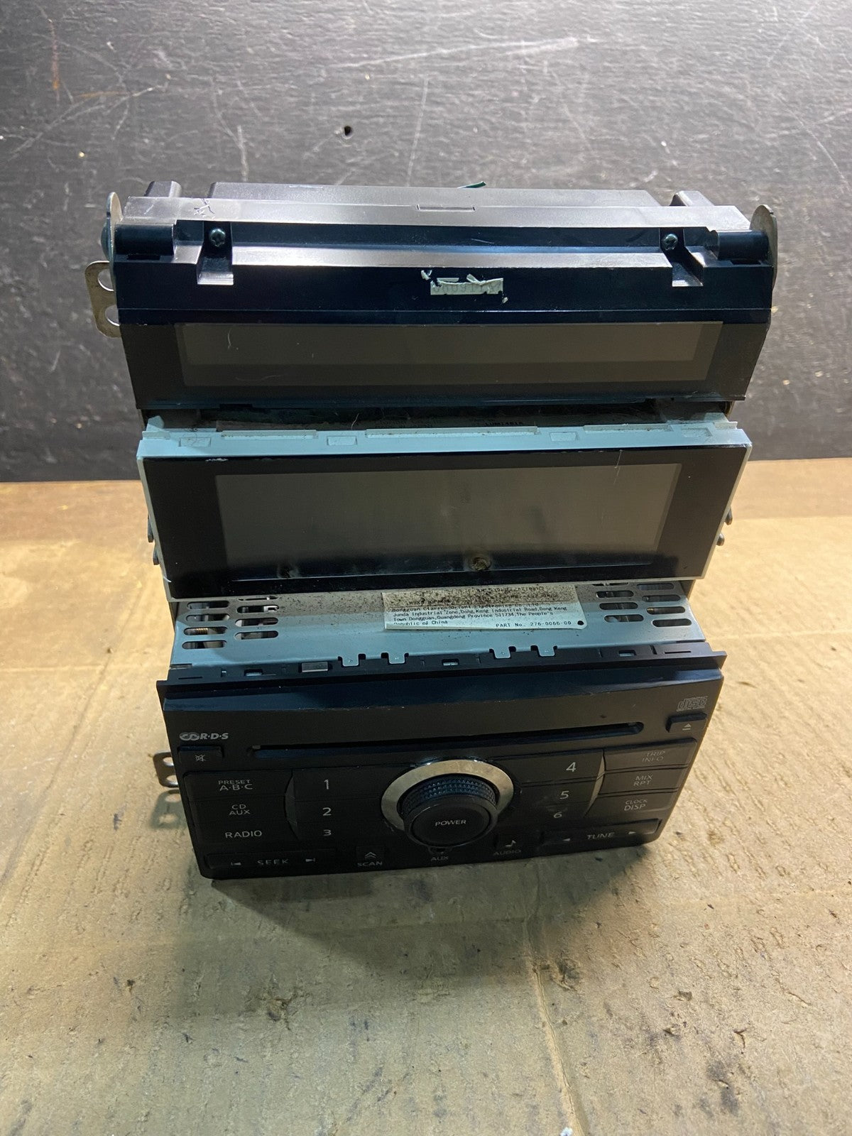 2007 to 2008 Nissan Maxima AM FM CD Radio Receiver 28185 ZK30A Y7302 DG0