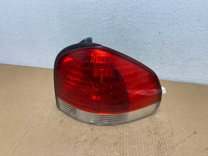 2005 to 2006 Hyundai Santa Fe Right Passenger Rh Side Tail Light AD1016 LK0