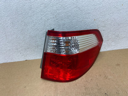 2005 2006 2007 Honda Odyssey Right Passenger RH Side Tail Light AF9714 DW0