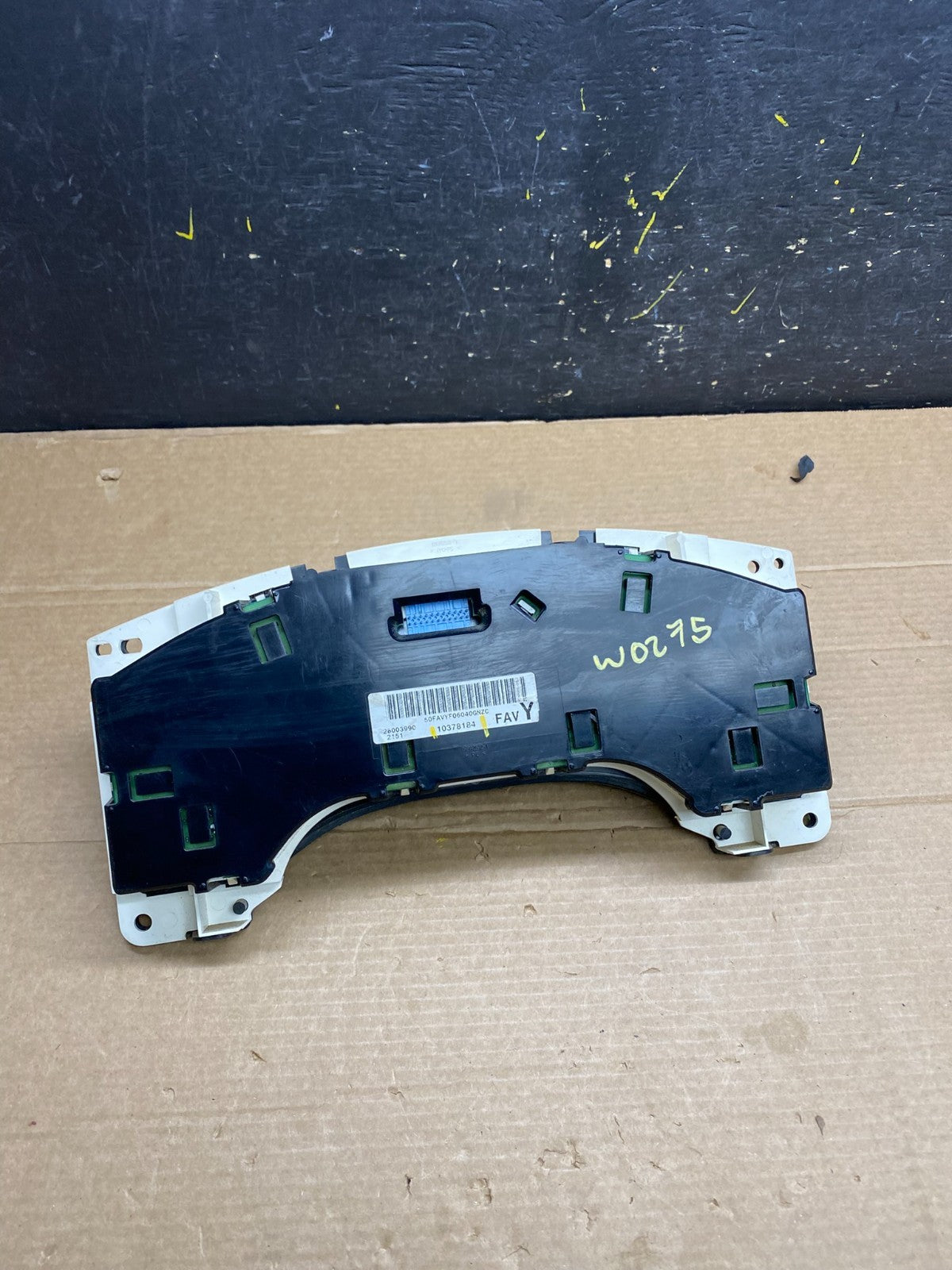 2004 to 2007 Chevrolet Express Speedometer Cluster Gauge OEM  W0275 DG5
