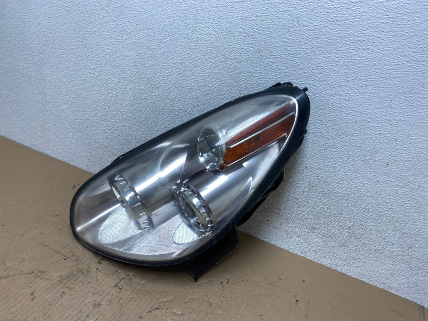 2006 - 2007 Subaru Tribeca B9 Left Driver LH Side Halogen Headlight AE88151