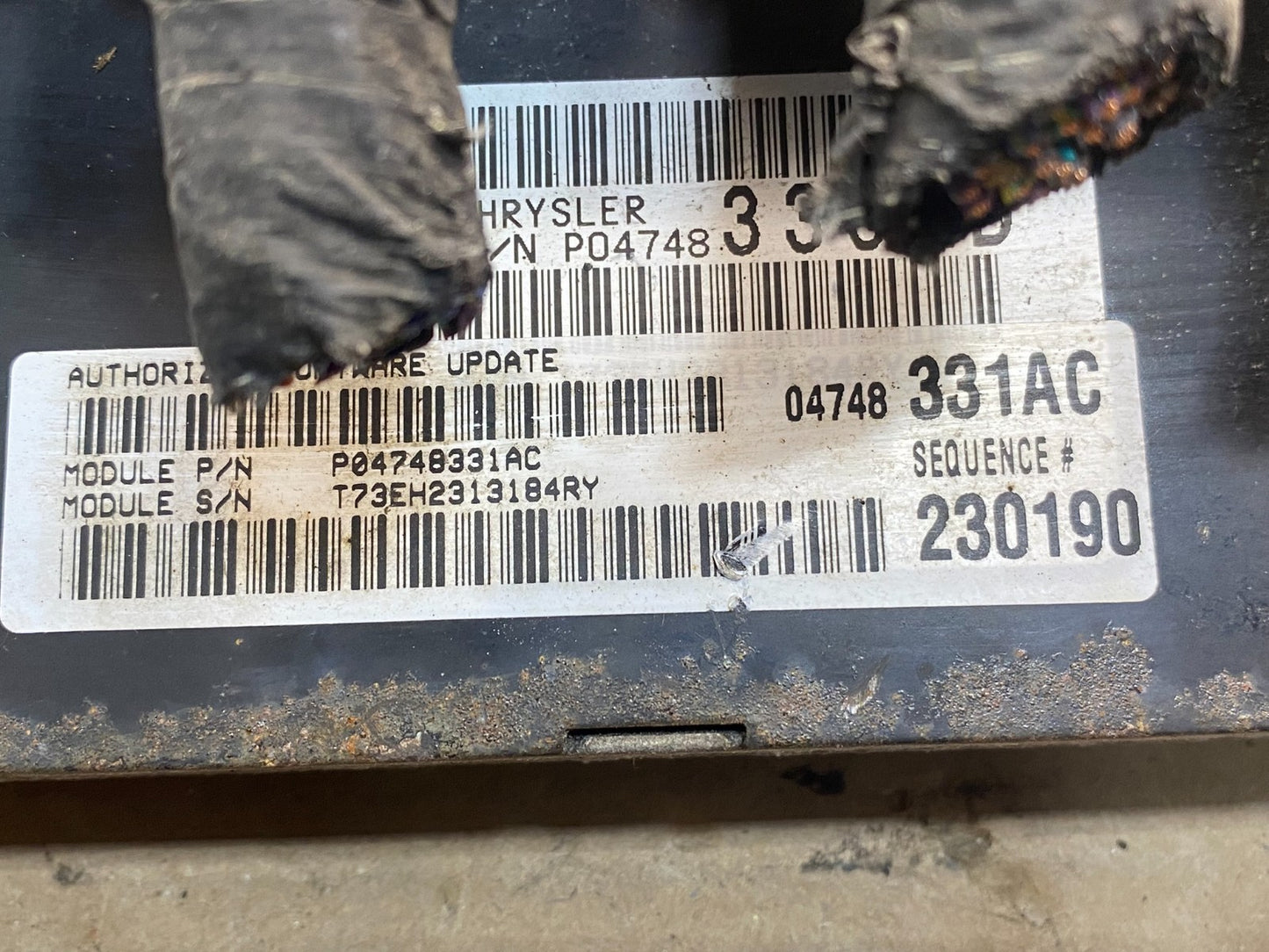 2004 Chrysler Pacifica Engine Control Computer ECM p04748331ac AF4007 DW2