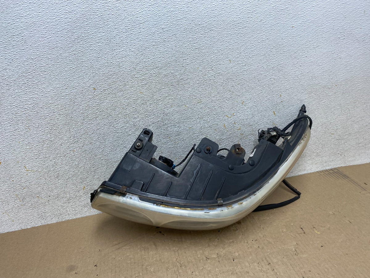 2000 to 2005 Buick Lesabre Headlight Left Driver Lh Side Halogen AJ2215 DW5