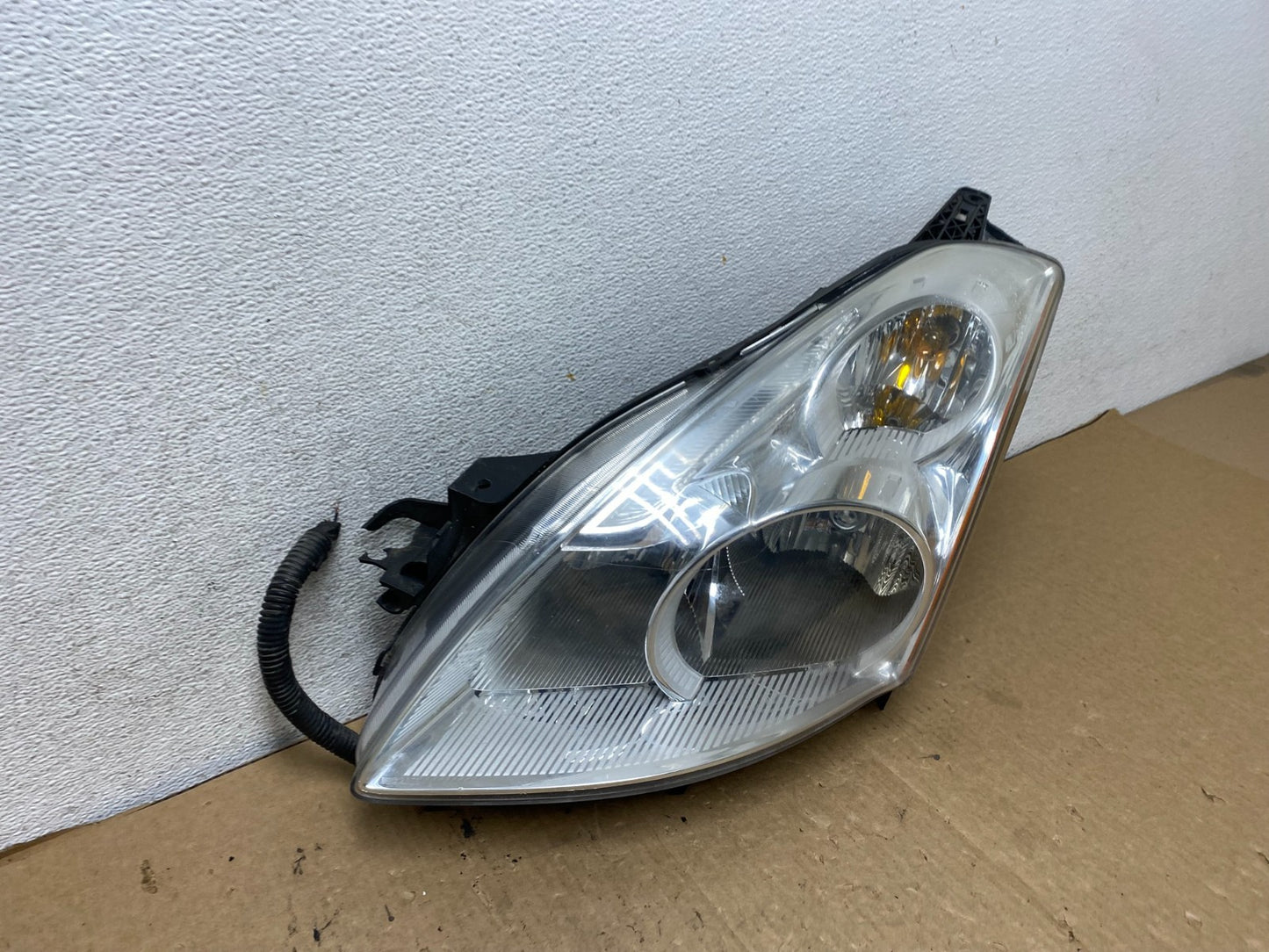 Sedan 2010 2011 2012 Nissan Altima Left Driver Side Headlight AG2337 DW2