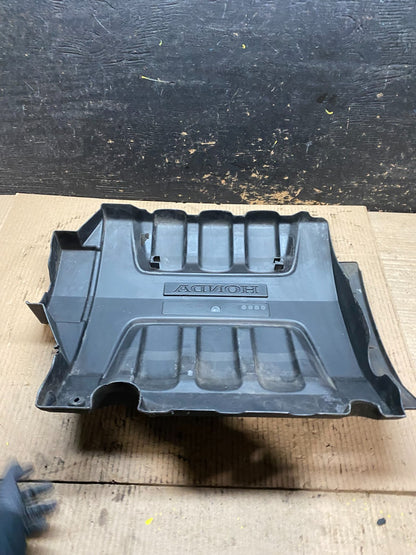 2005 to 2007 Honda Odyssey Black Engine Cover OEM w5654 DG5