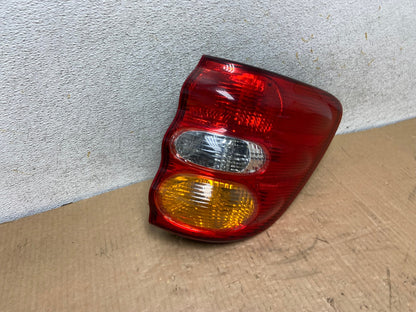 2001 to 2004 Toyota Sequoia Right Passenger Rh Side Tail Light AI7830 LK2