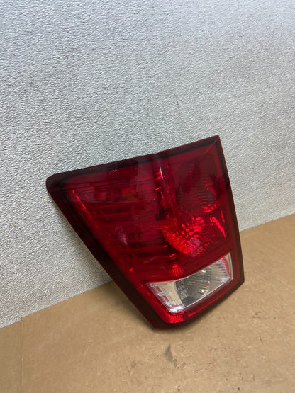 2007 to 2010 Jeep Grand Cherokee Left Driver Lh Tail Light Oem Z6988 DW2
