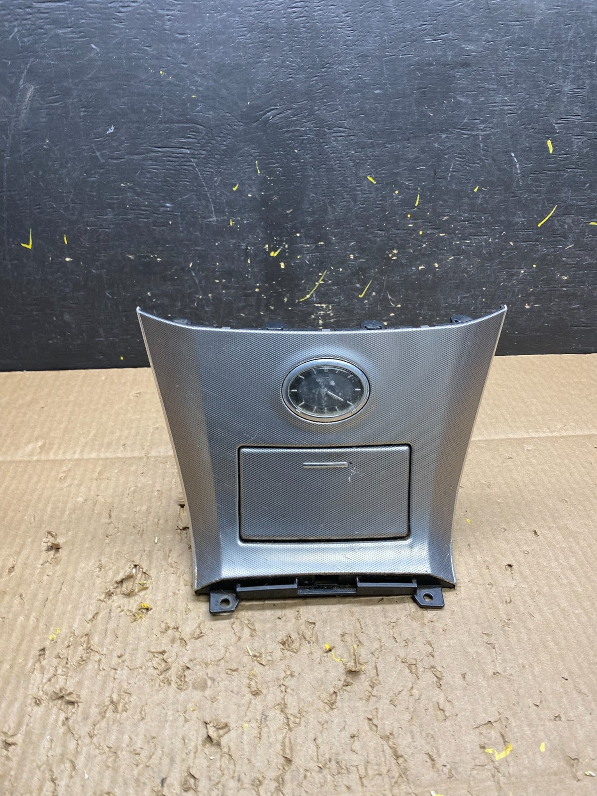 2006 2007 2008 Infiniti Fx35 Center Console Clock Storage Bezel V1697 DG0
