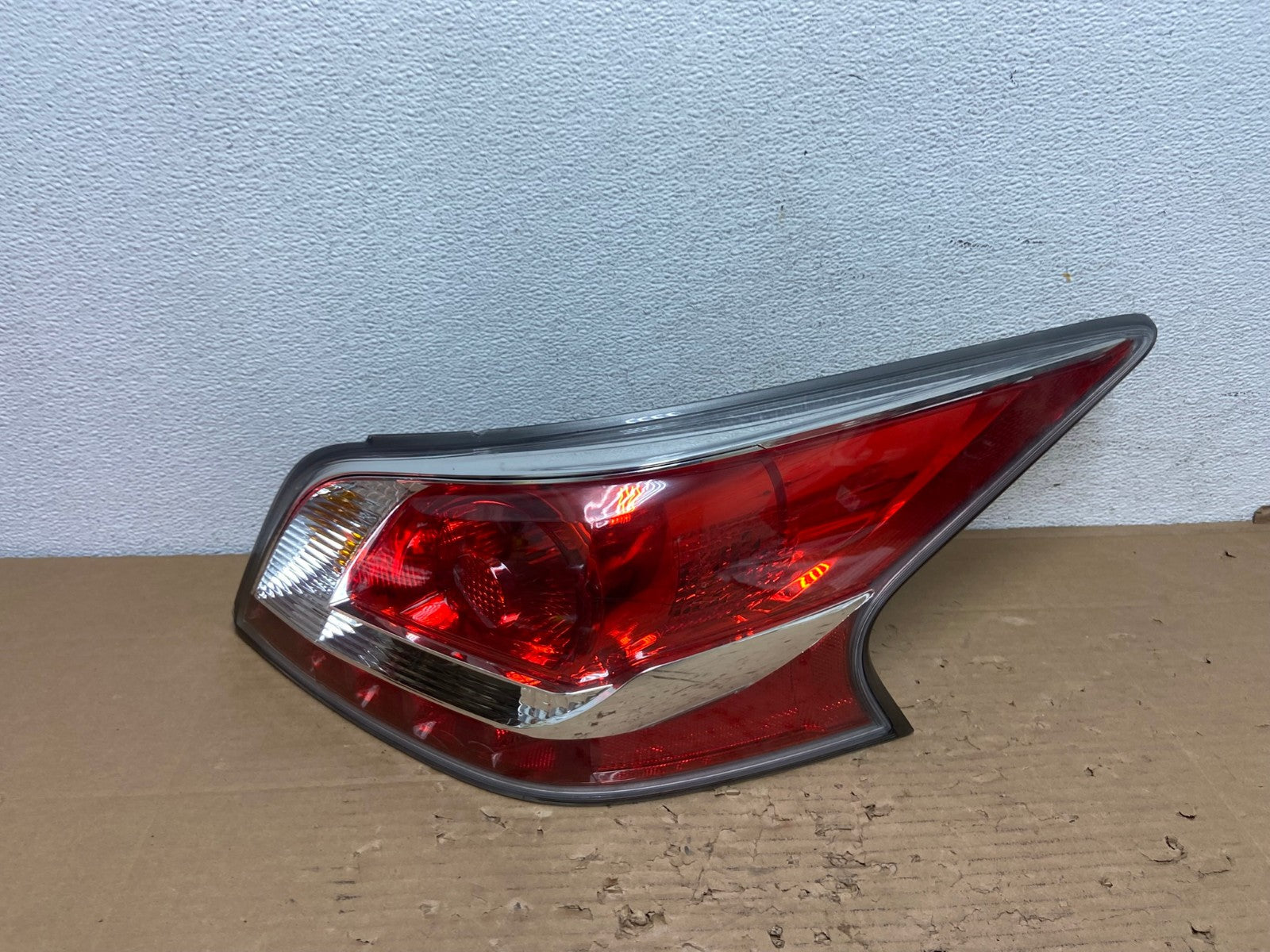 2013 2014 2015 Nissan Altima Right Passenger RH Side Tail Light AD4308 LK0