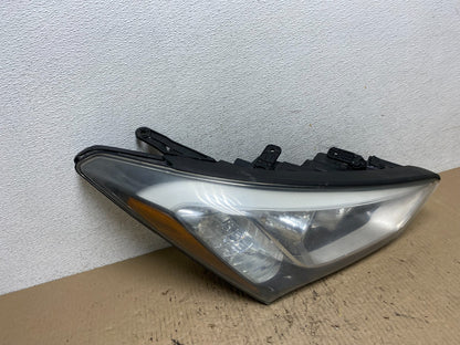 2013 to 2016 Hyundai Santa Fe Right Passenger RH Side Headlight AF7104 DW2