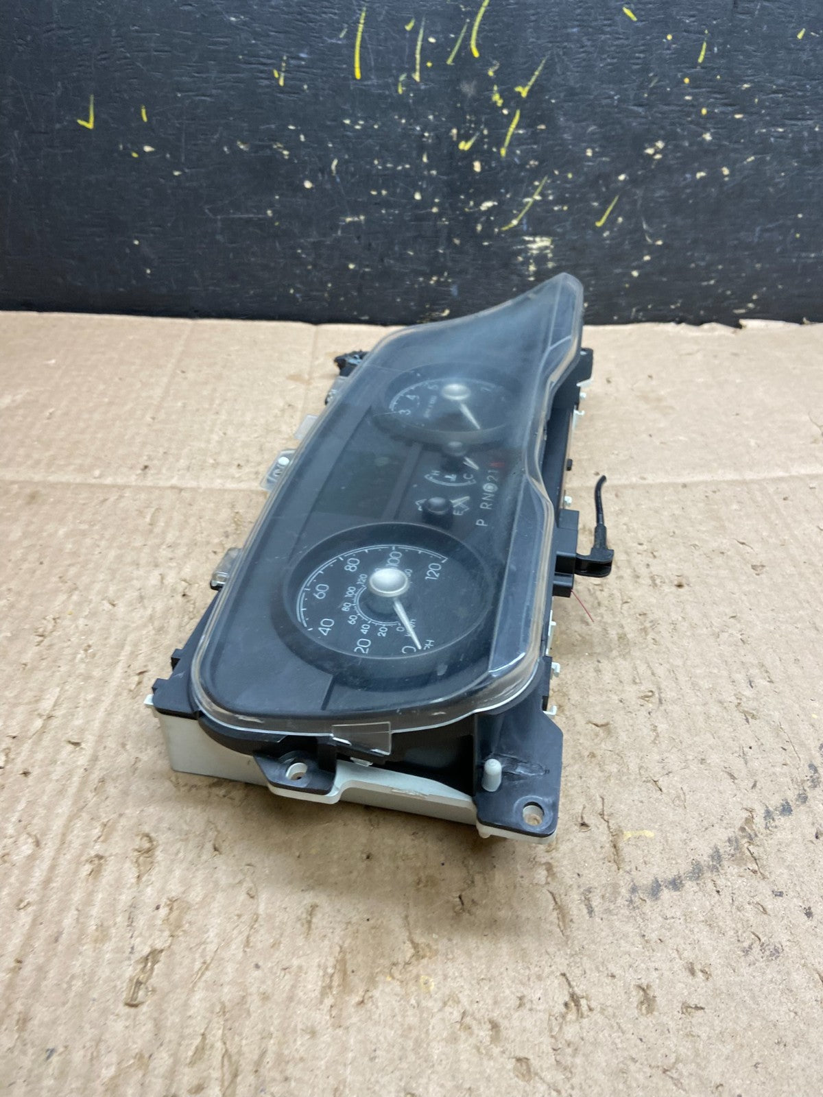 2009 to 2010 Mercury Marquis Speedometer Cluster Gauge Oem ab1809 DG2
