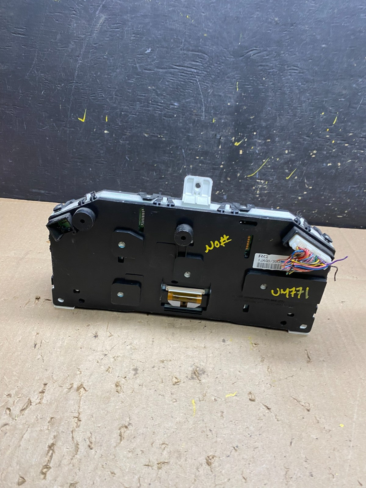 2011 to 2017 Nissan Quest Speedometer Cluster Gauge U4772 DG4