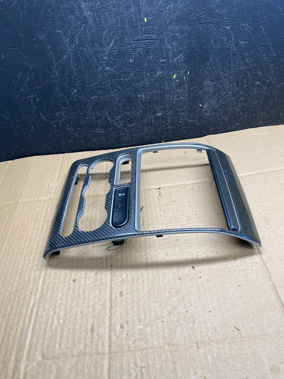 2007 - 2010 Ford Edge Heater Climate Control Radio Control Dash Bezel AC93782