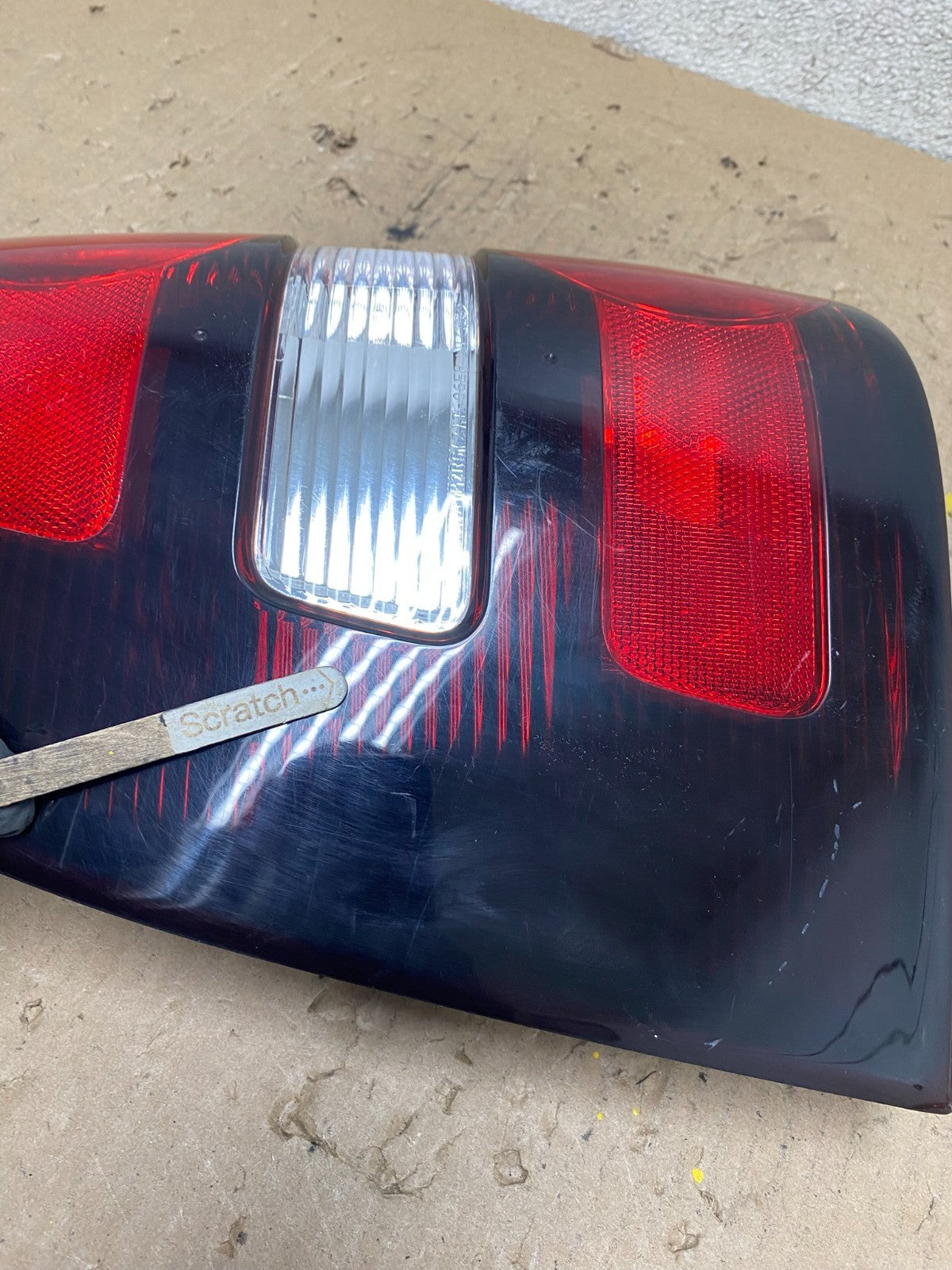 2006 to 2010 Ford Explorer Left Driver Lh Side Tail light OEM R9794 DW3