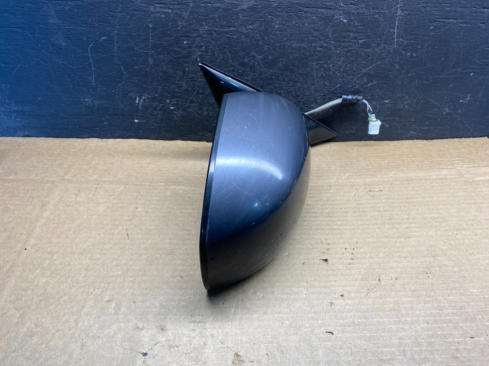 2006 to 2008 Infiniti M35 M45 Right Passenger Side View Mirror AD97371