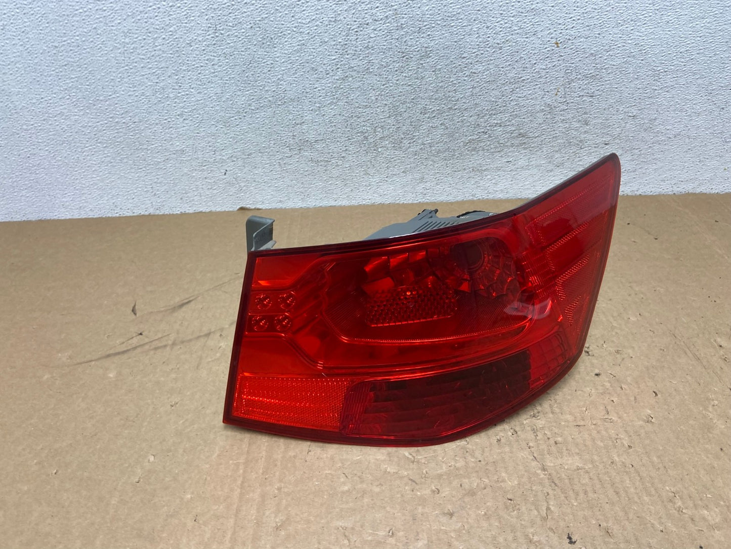 2010-2013 Kia Forte Right Passenger RH Side Tail Light AG1078 LK0