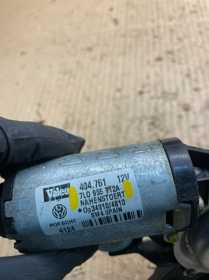 2004 to 2007 Volkswagen Touareg Rear Windshield Wiper Motor V5261 DG6