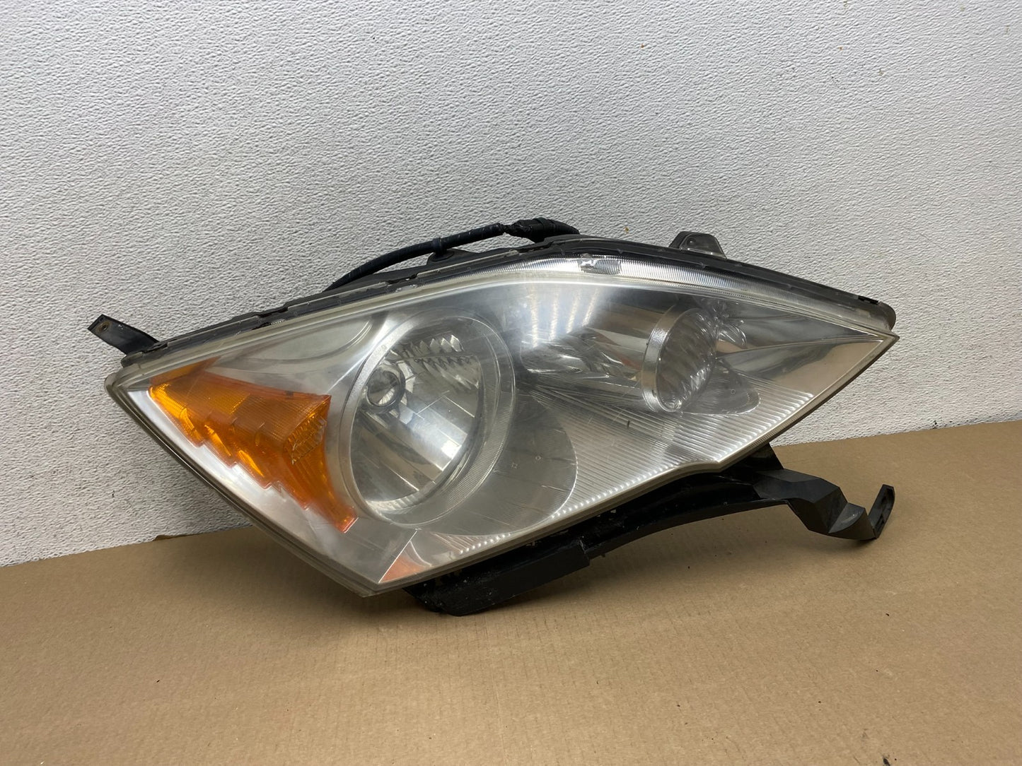 2007 to 2011 Honda CR-V Crv Right Passenger Side Headlight Halogen AG7901 DW0
