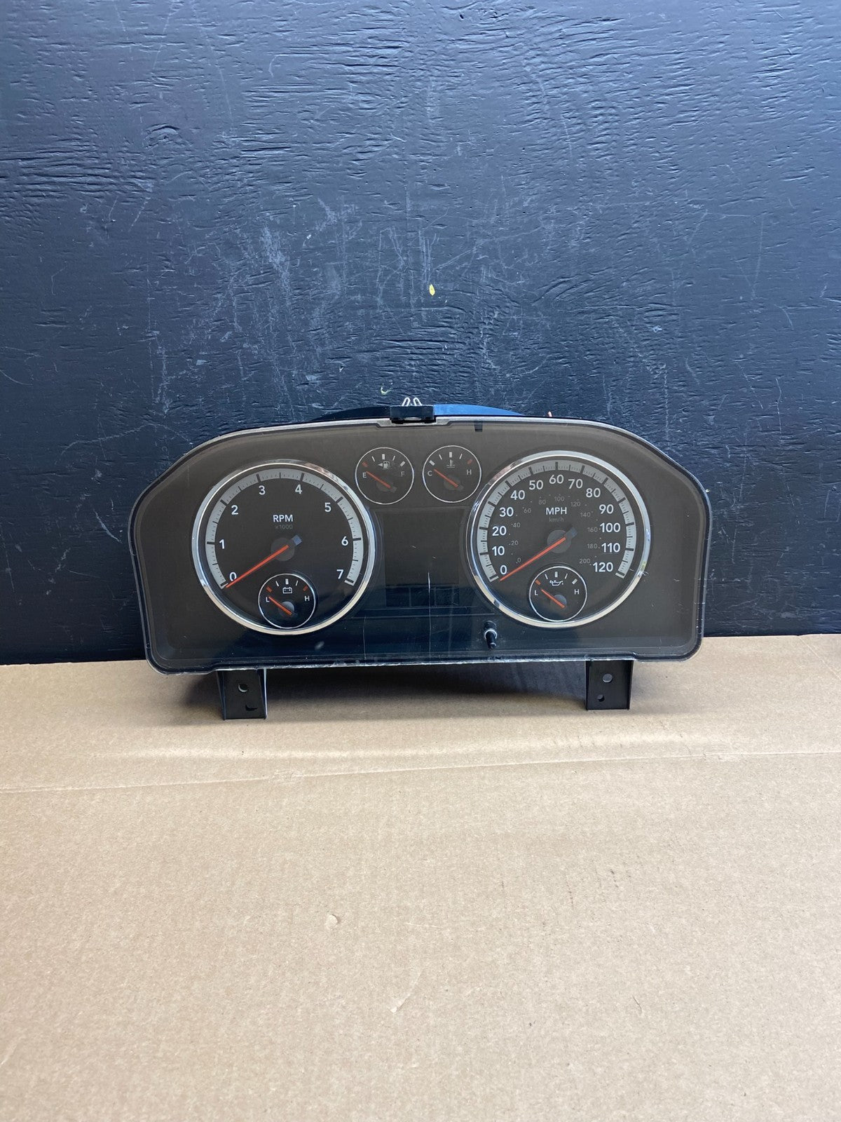 2012 Dodge Ram 1500 Instrument Speedometer Gauge Cluster OEM ac6103 DG0