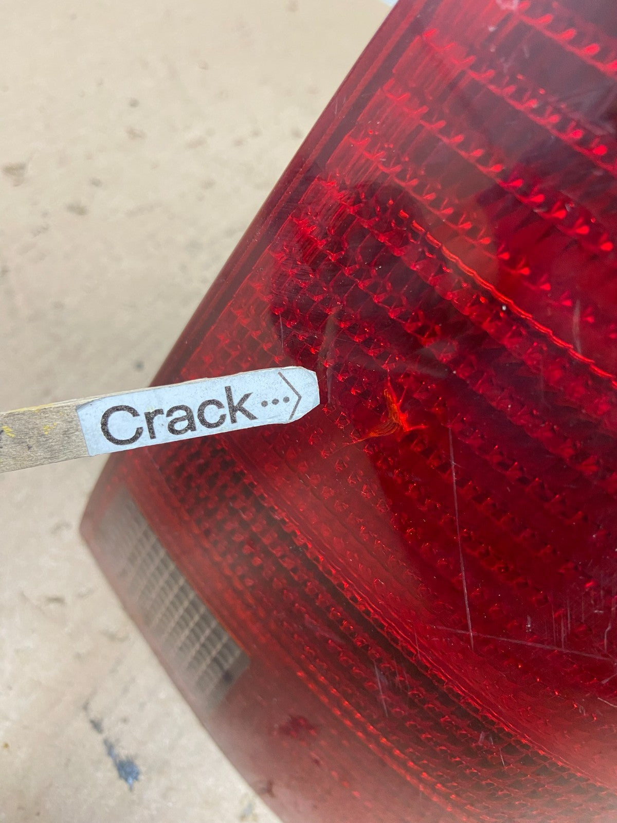 2003 2004 Volkswagen Jetta Wagon Right Passenger Side Tail Light AF42934