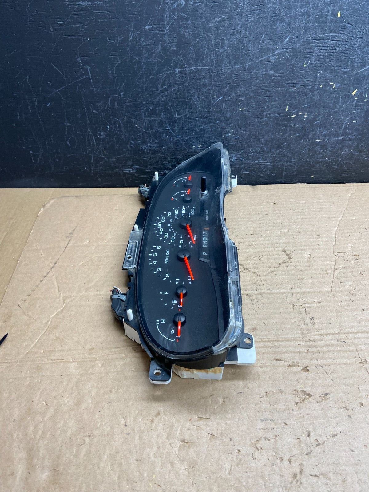 2006 Ford E350 Gauge Speedometer Cluster af2149 DG1