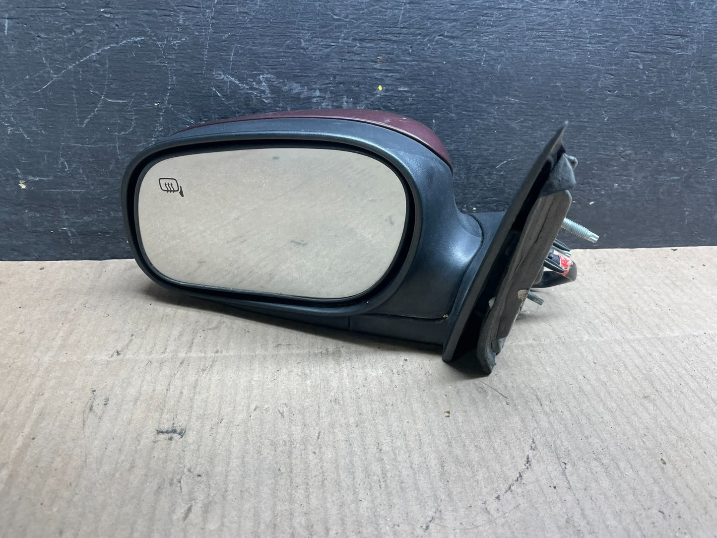 2005 to 2009 Saab 9-7X Left Driver LH Side View Door Mirror OEM P3027 DG2