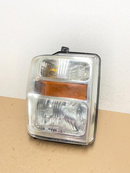 2008 to 2010 Ford F250 Super Duty Right Passenger RH side Headlight AE7261 DW0