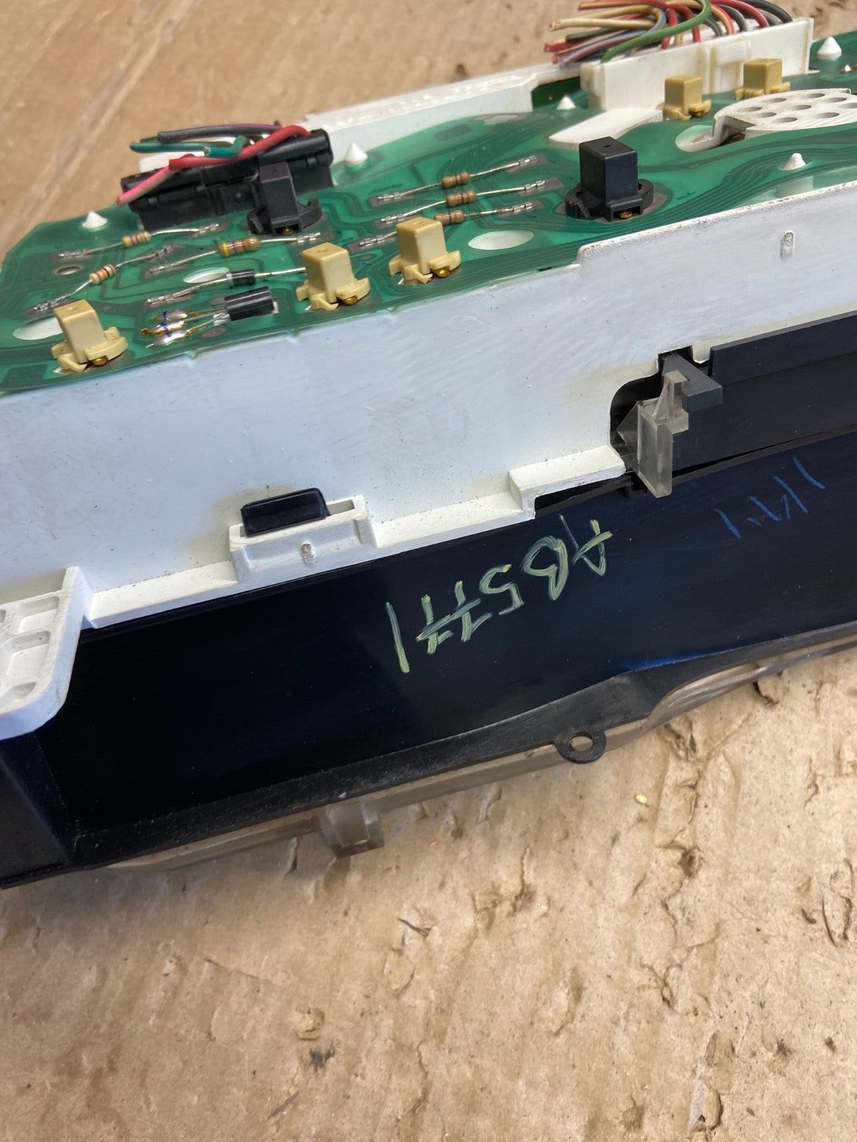 2001-2002 Ford Econoline E250 E350 Van Speedometer Instrument Cluster ab5771 DG7