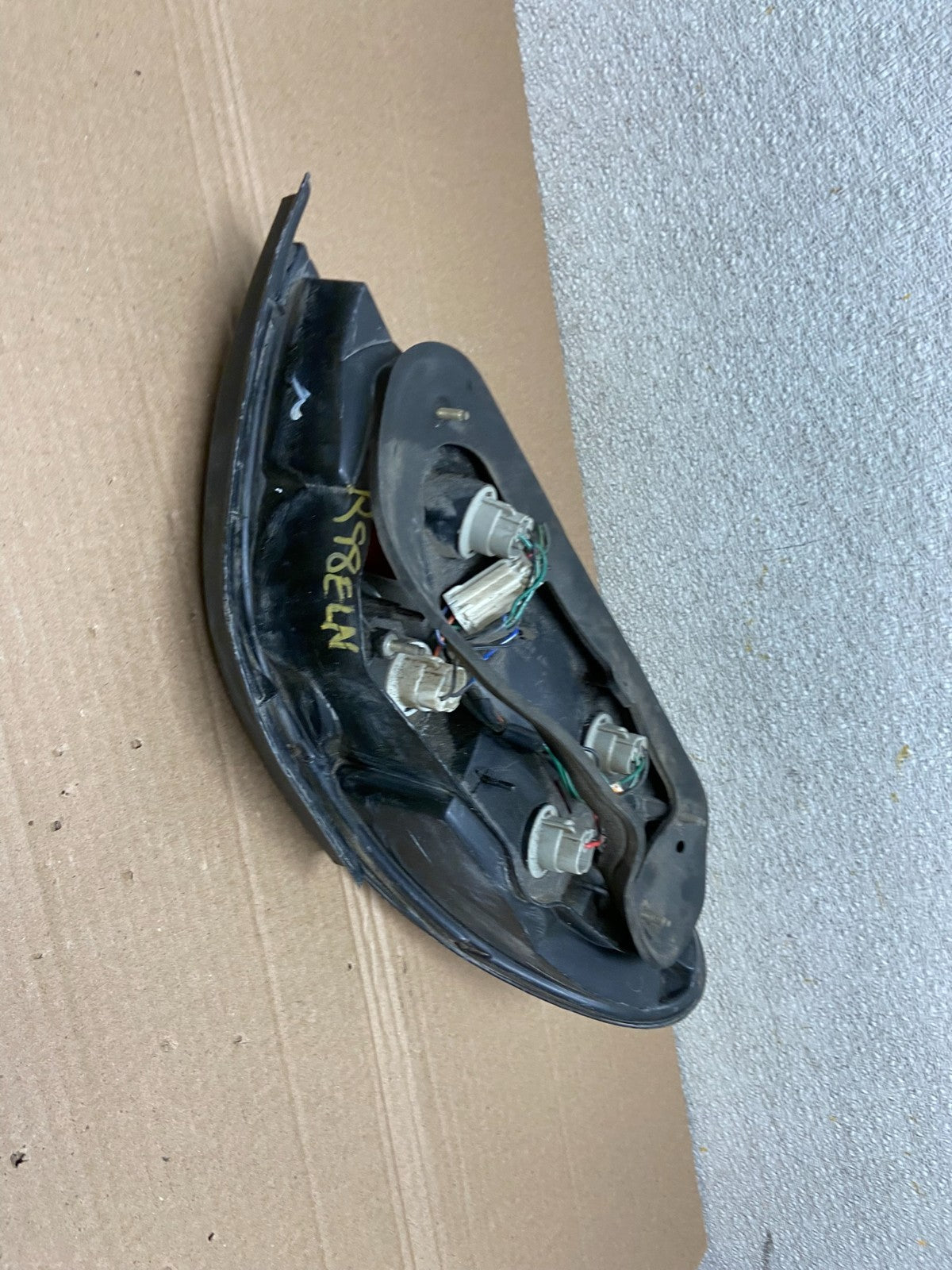 1996 1997 1998 Hyundai Elantra Sedan Right Passenger Tail Light Oem AB0968 LK4