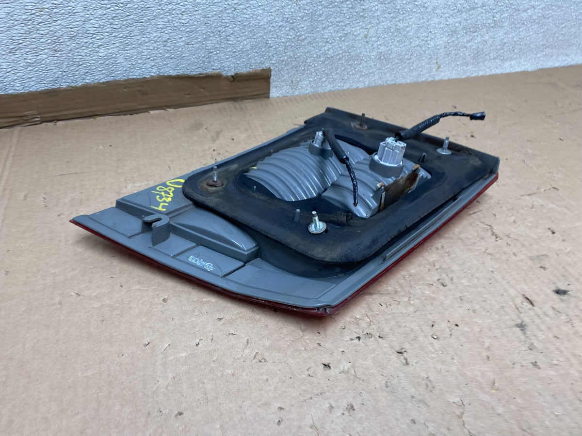 2005 2006 2007 Honda Odyssey Inner Right Passenger RH Tail Light U8734 DW6