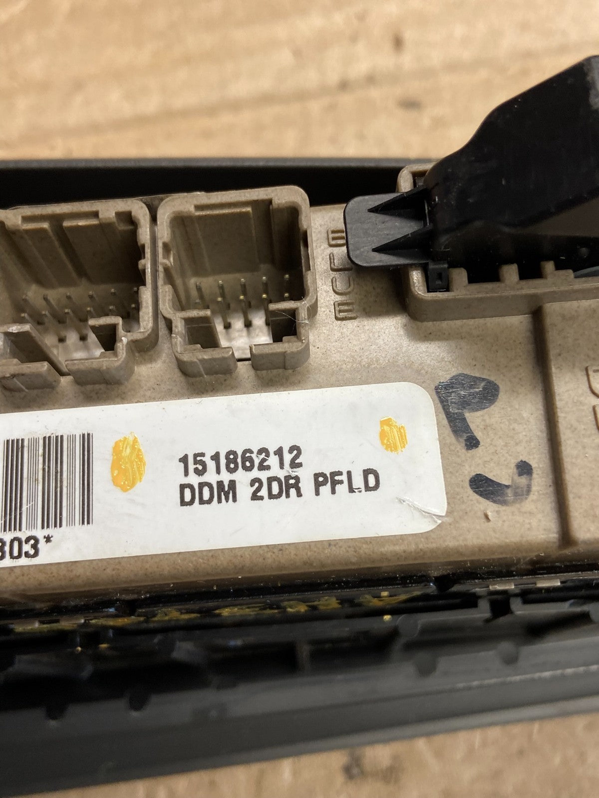 2003-2006 Chevrolet Silverado Driver Side Master Window Switch AH3960 DG4