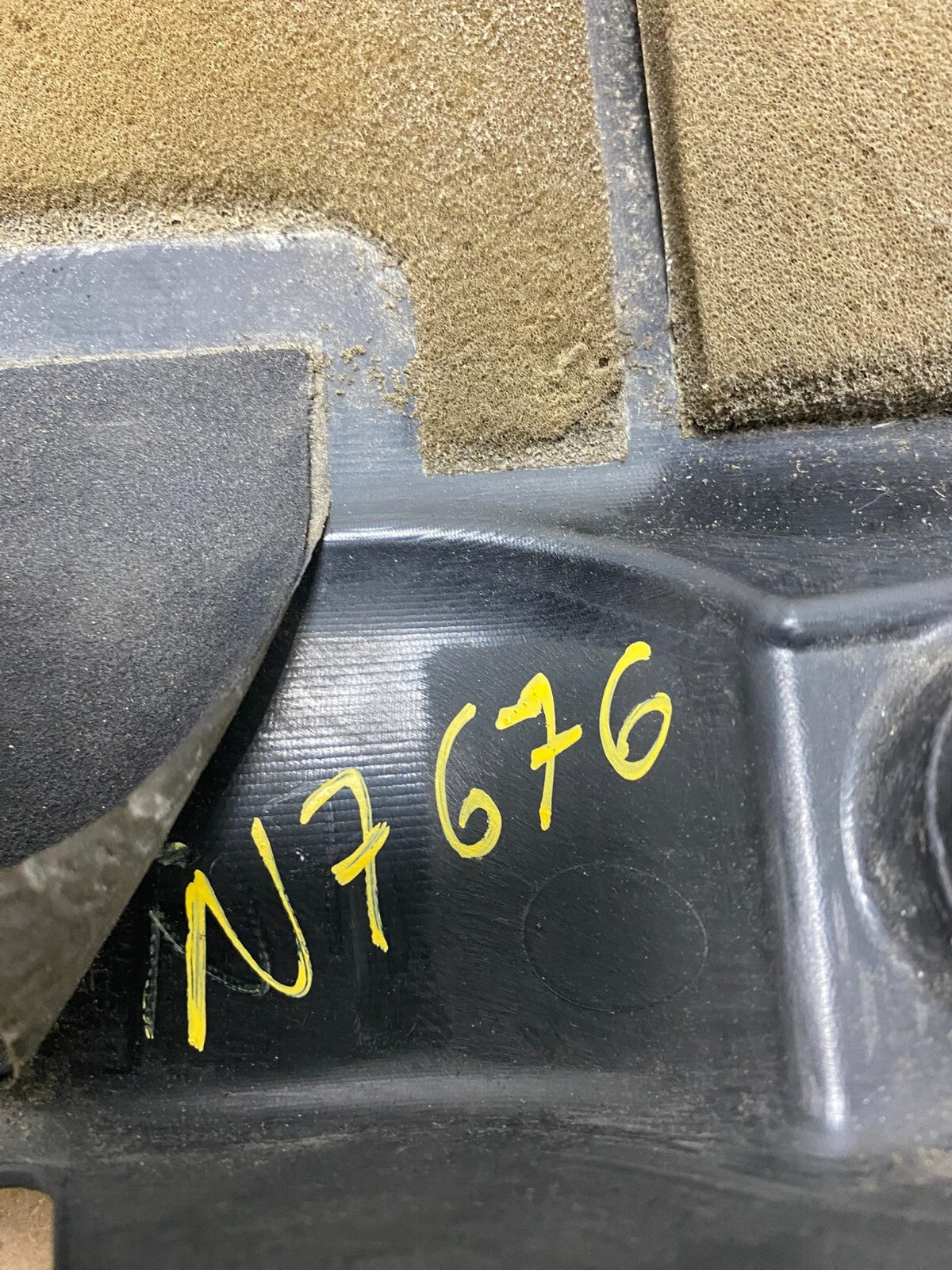 2007 to 2013 Nissan Altima 2.5 L Engine Cover N7676 DG4
