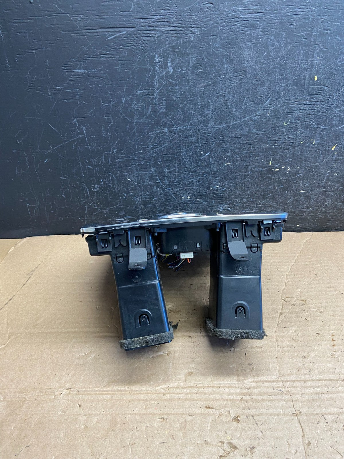 2011-2016 Chrysler Town Country Climate Control Panel Center Dash Trim AF2062 DW3