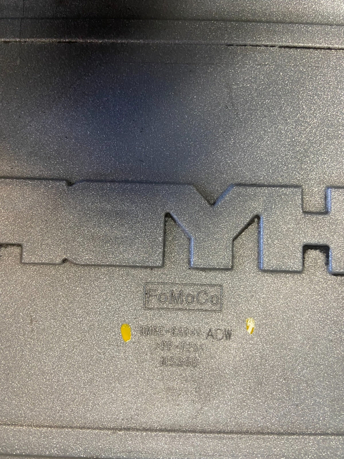 2009 to 2012 Ford Escape Engine Cover 9m6e-6a949-adw R7362 DG8