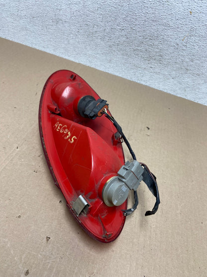 2001 to 2005 Chrysler PT Cruiser Right Passenger Tail Light AE6935 LK6